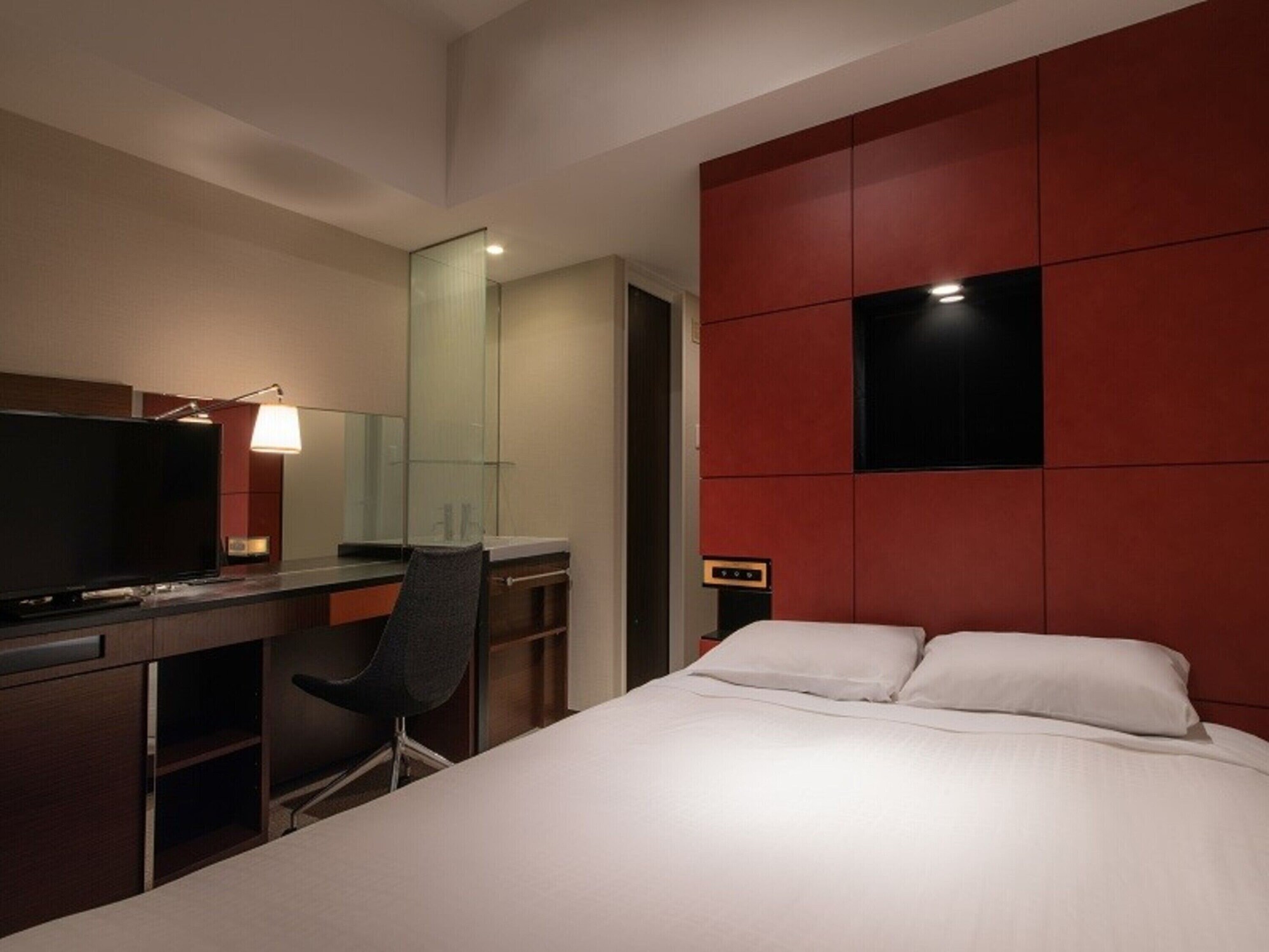 SEMI ROOM, STANDARD, SEMI DOUBLE BED