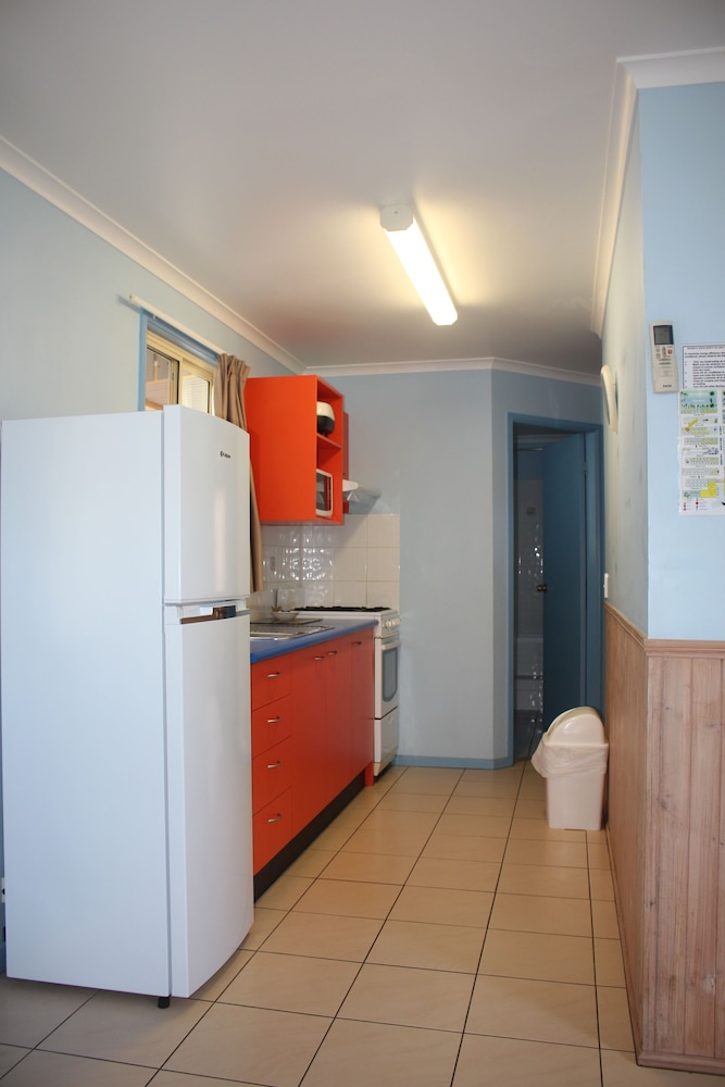 Lanis Holiday Island Caravan Park 12/67