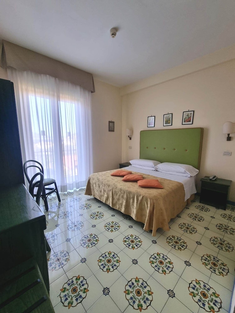 Hotel Girasole 16/55