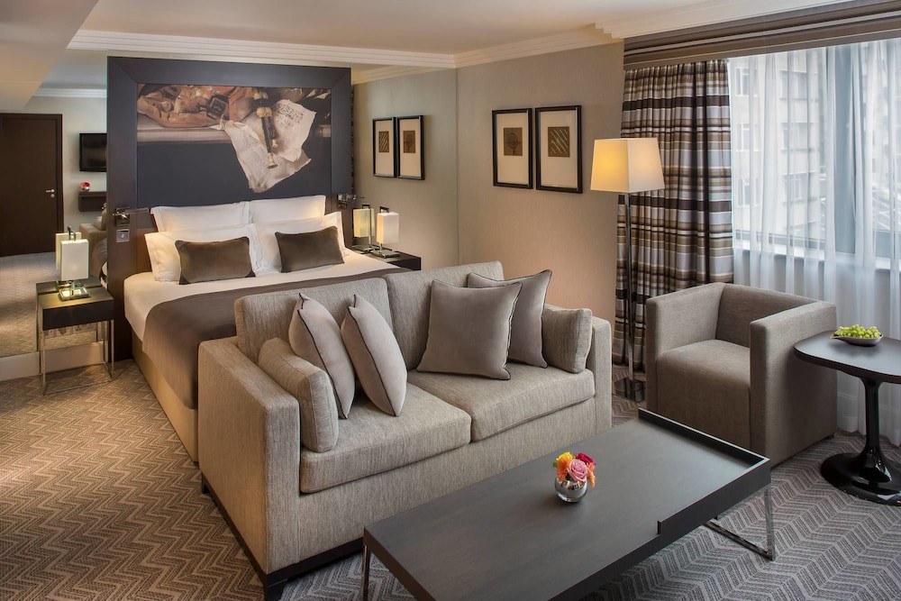 The Lowndes London – A Jumeirah Partner Hotel 32/46