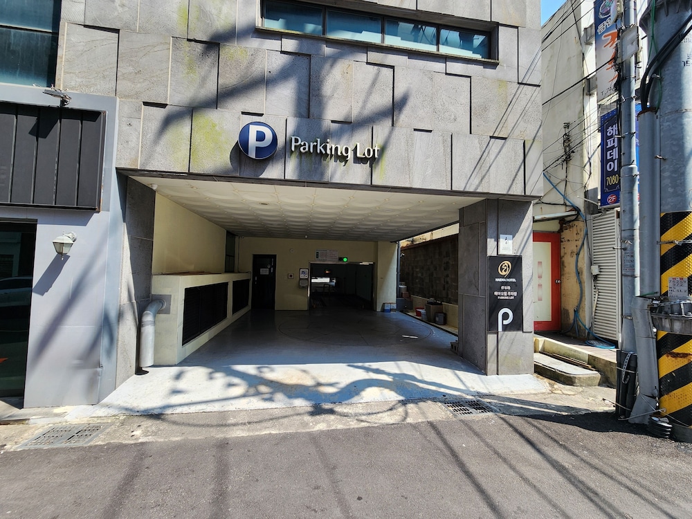 Haema Hotel 60/61