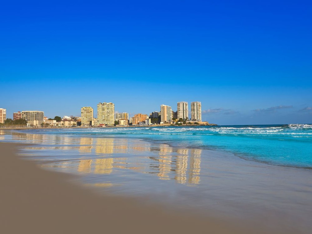 APARTAMENTOS RESIDENCIAL DOÑA CARMEN 3000 44/50