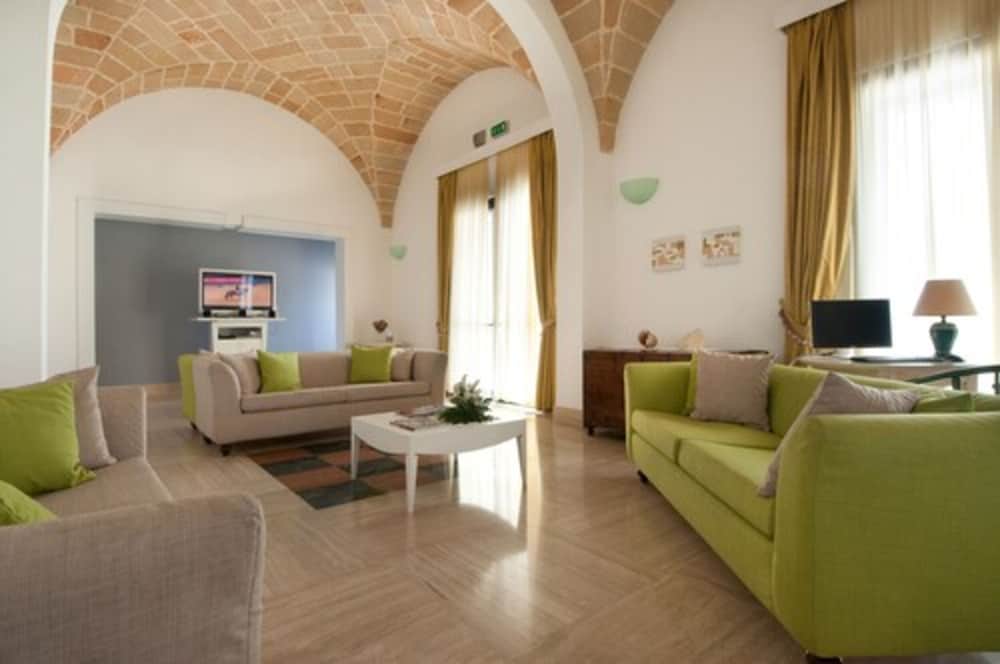 Grand Mediterraneo 28/42