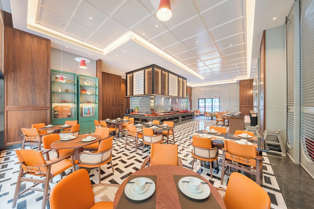 UrCove by Hyatt Shantou Xinyicheng Huanghe Road 21/30