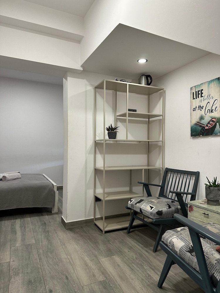ROOMS MADISON 28/55