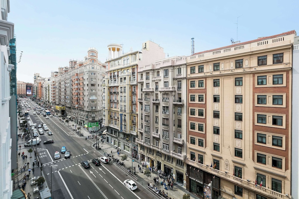 Hotel Madrid Plaza Espana Affiliated by Melia 2/40