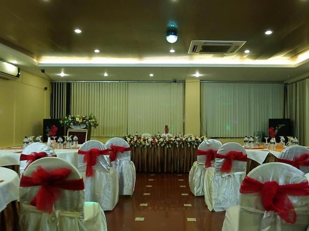West Park Inn 18/21