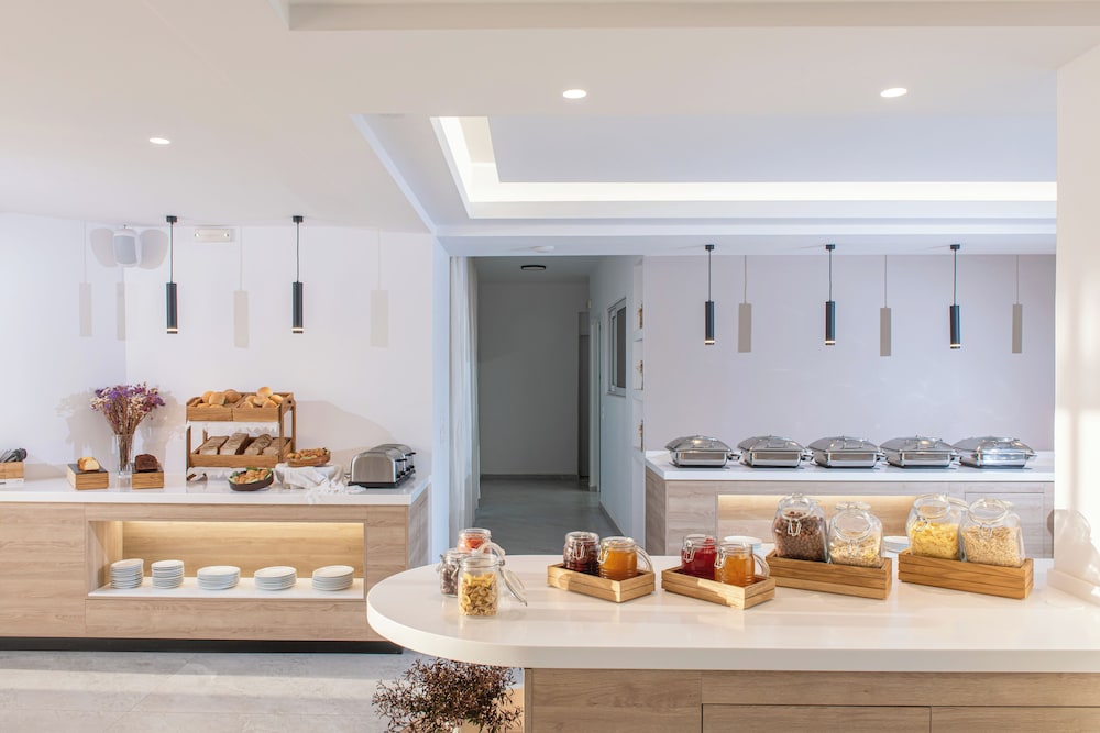 Astra Village & Suites 38/63