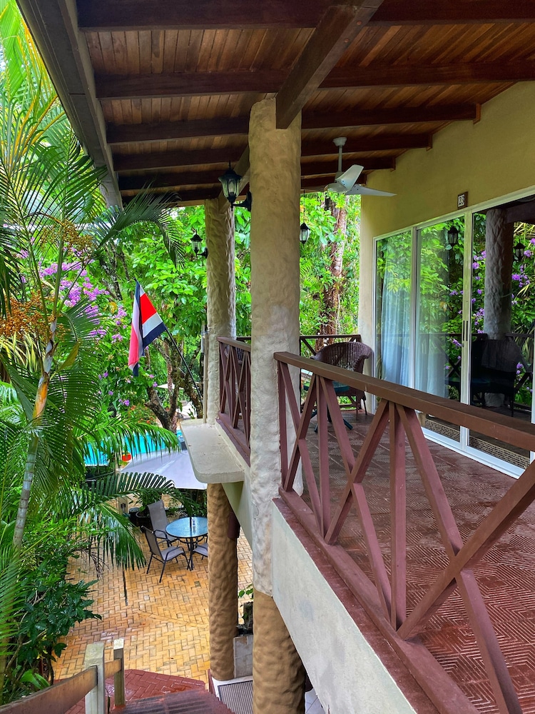 The Falls Resort at Manuel Antonio 15/70