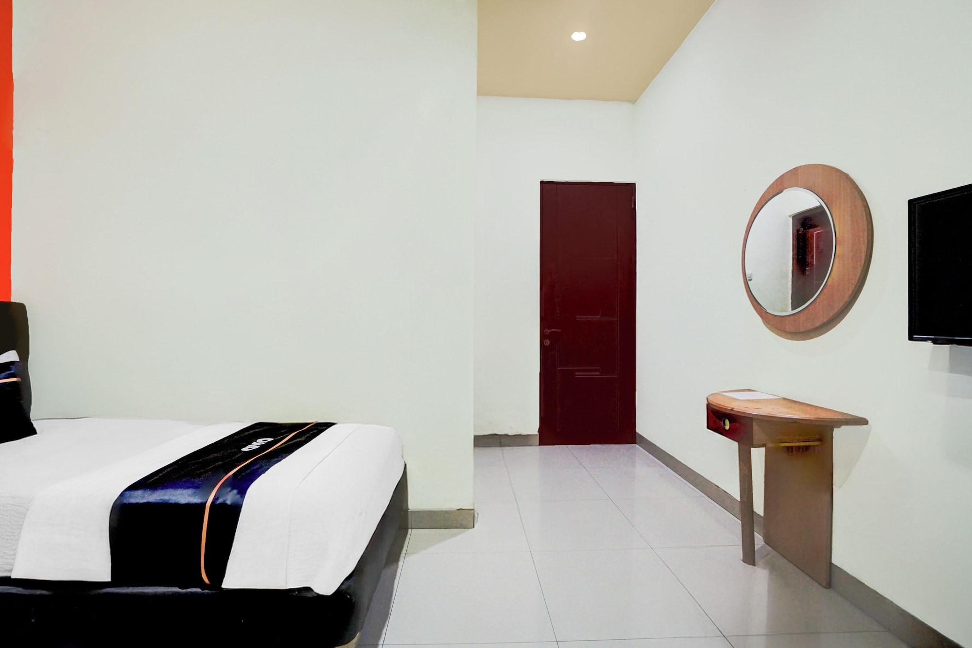 Hotel O 76 Gayungsari 20/29