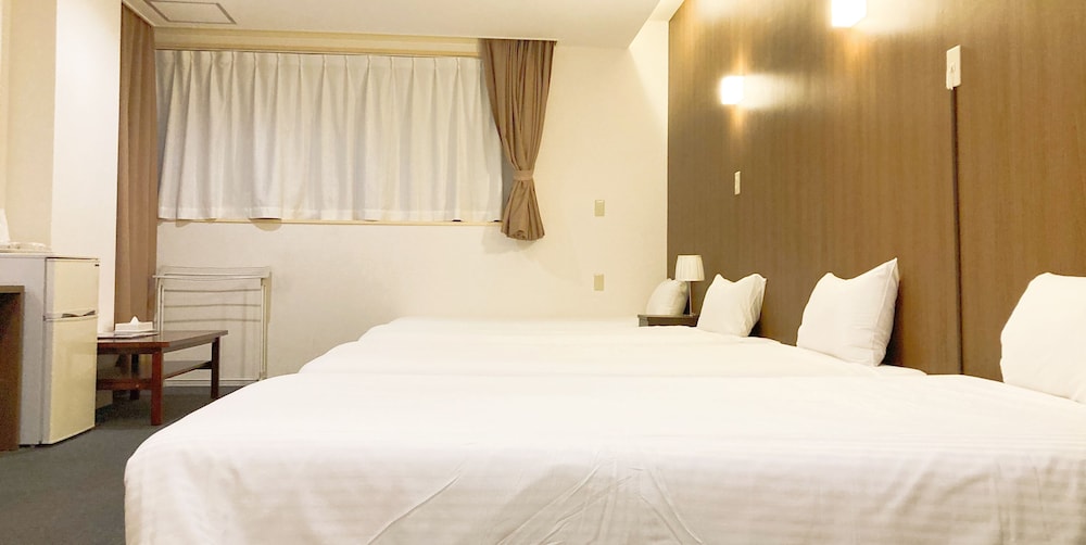 FAMILY, 5 BEDS
