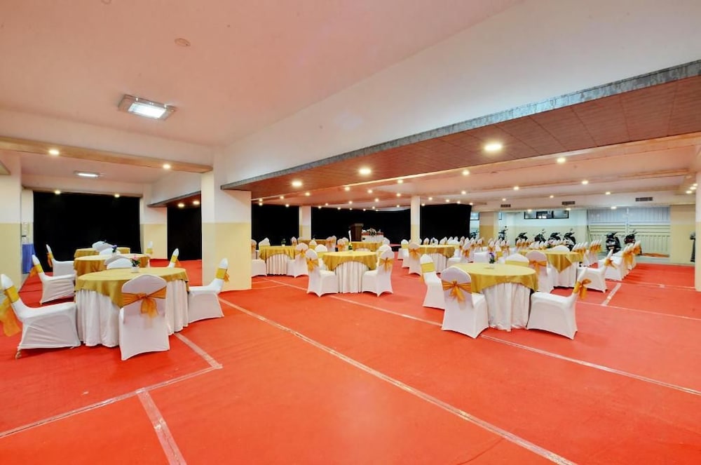 Manpho Bell Hotel & Convention Center 36/50