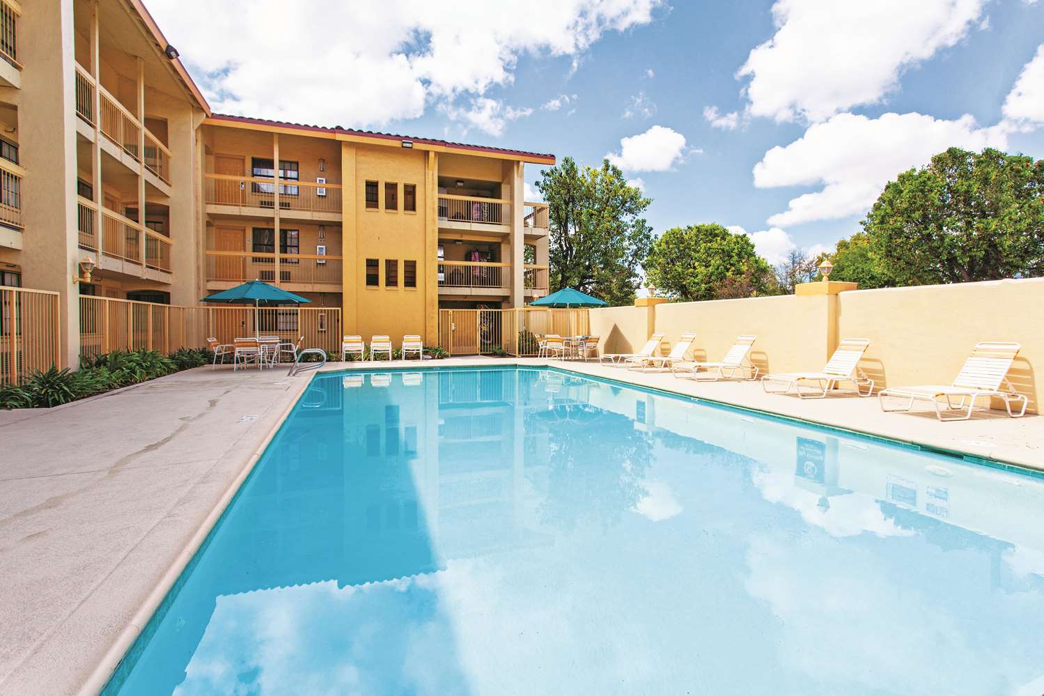 La Quinta Inn Fresno Yosemite 2/43
