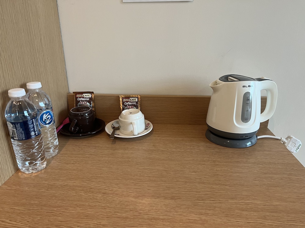 D Arc Hotel 25/50