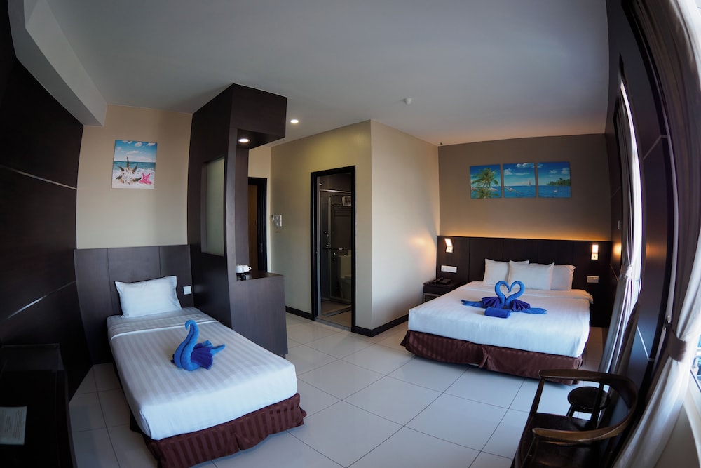 Wave View Hotel 24/53