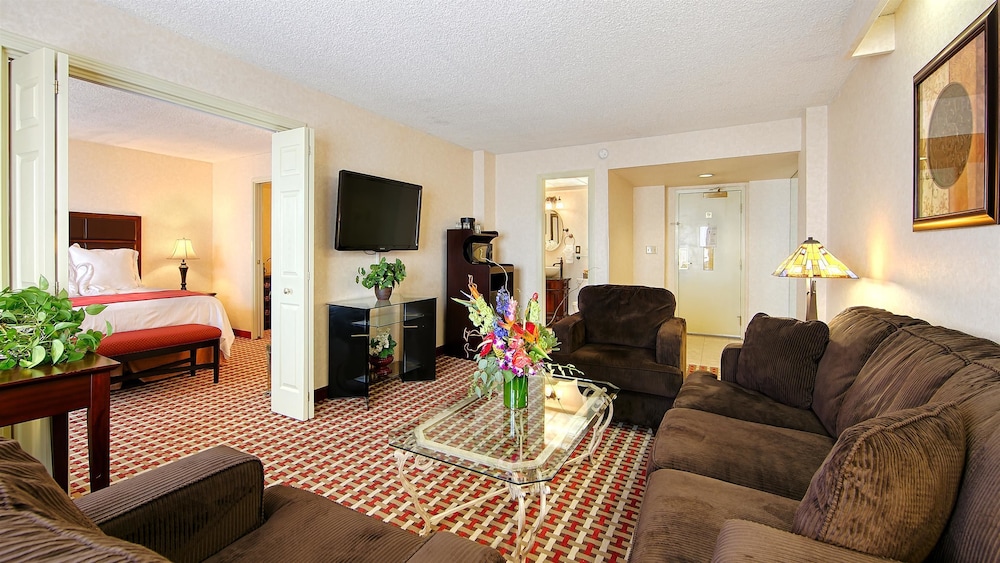 Best Western Plus Grosvenor Airport Hotel 33/48