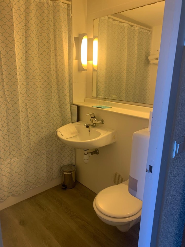 greet Hotel Chatellerault 43/43