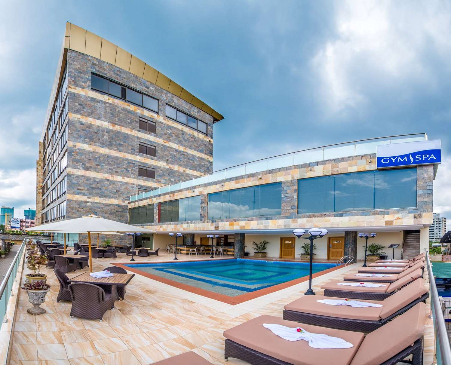 CBD Hotel 6/54