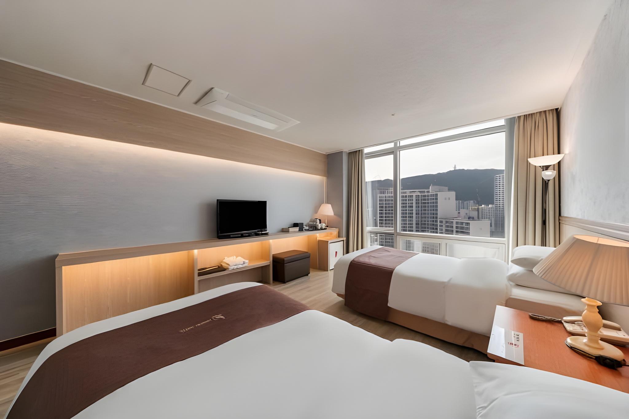 Business, Twin Beds