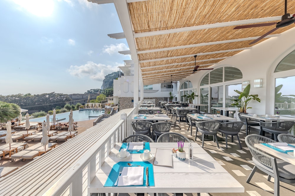Hotel Mamela 64/75