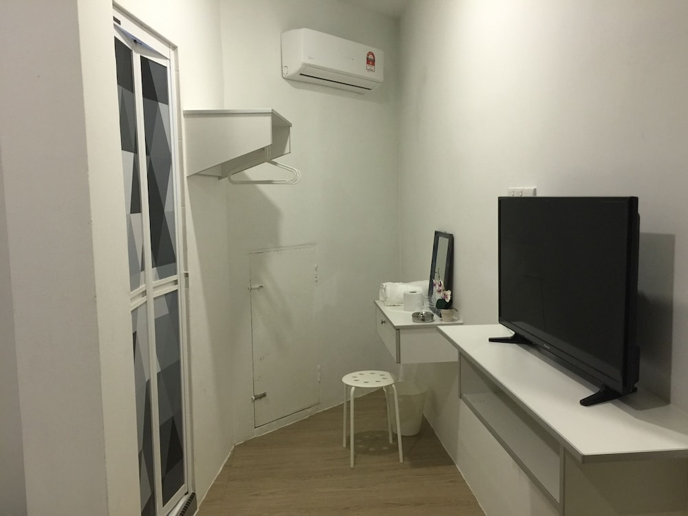 The B'hotel Kajang 40/40