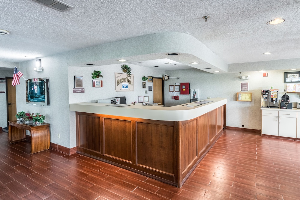 Quality Express Inn Suites Mineral Wells 8/49