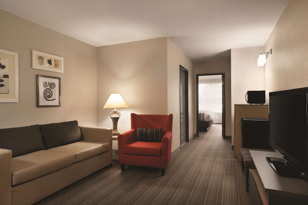 Country Inn and Suites By Radisson Newnan, GA 25/31