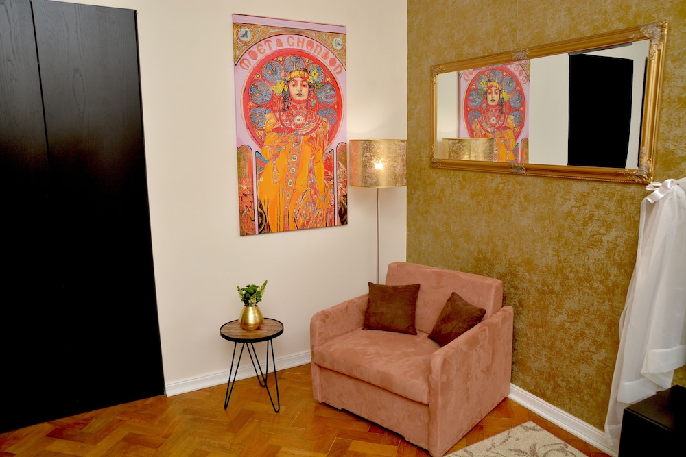 Alfons Boutique Hotel 46/75