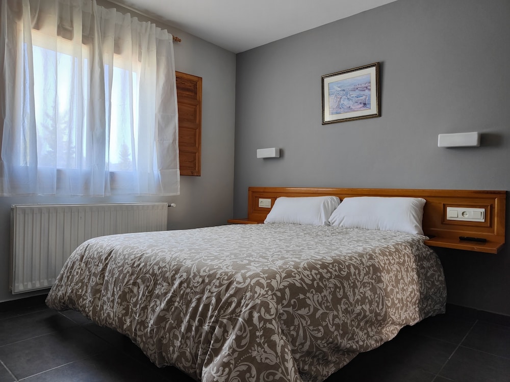 Hotel Puerta de Javalambre 8/30