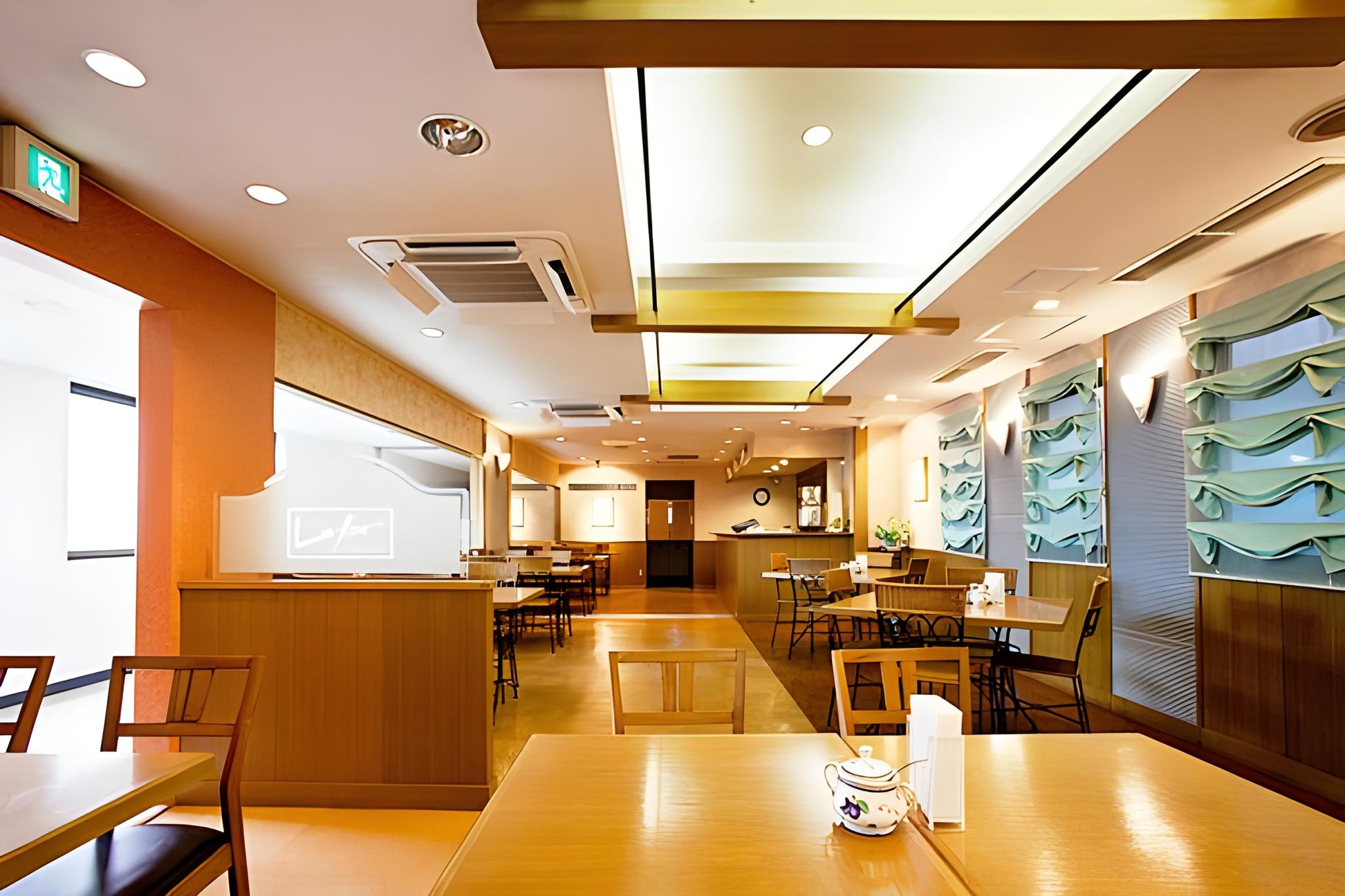 City Hotel Ando 32/41