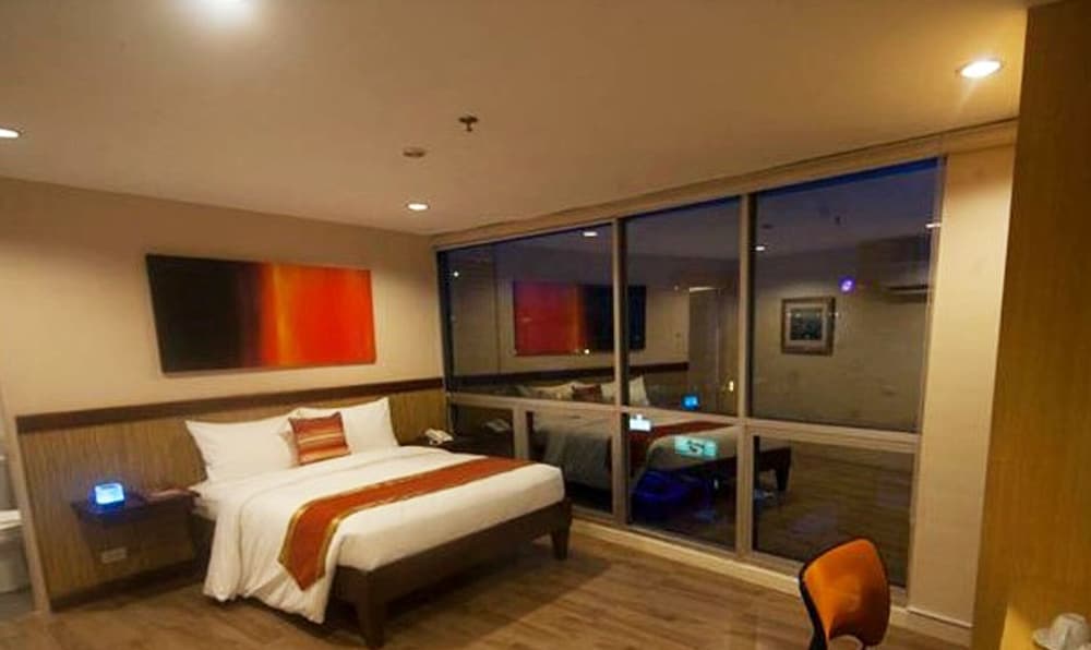 Ns Royal Hotel 23/59