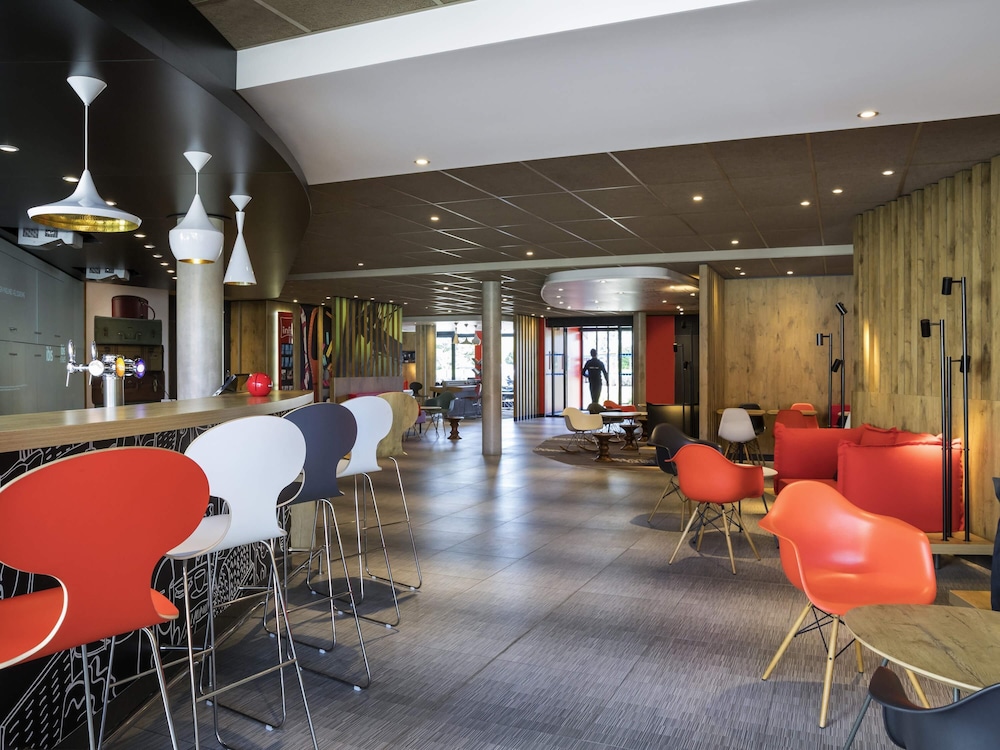Ibis Saint-Quentin-En-Yvelines Velodrome 57/75