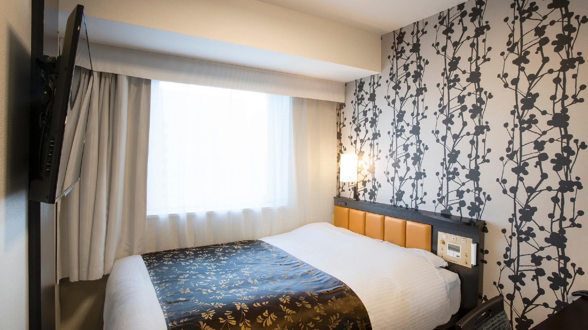 Standard, Double Bed, Night View, High Floor