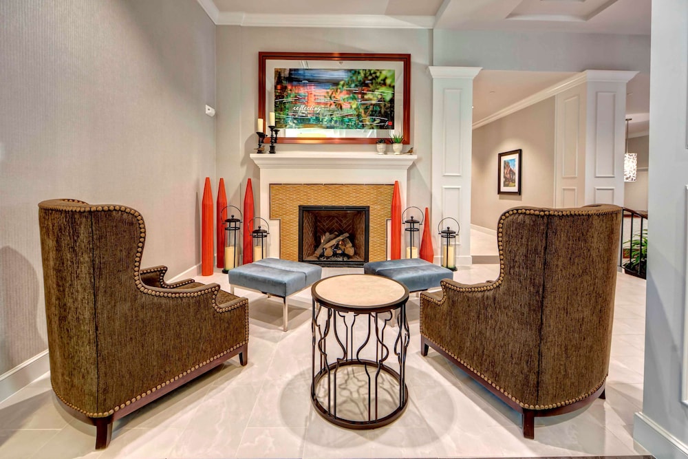 HILTON GARDEN INN NASHVILLE BRENTWOOD 52/75