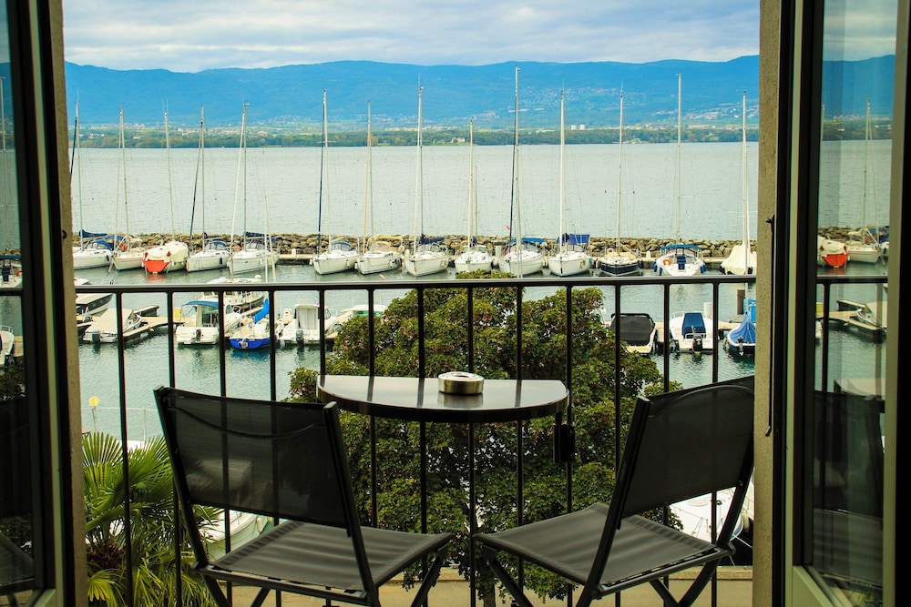 Hotel the Originals Le Jules Verne 57/70