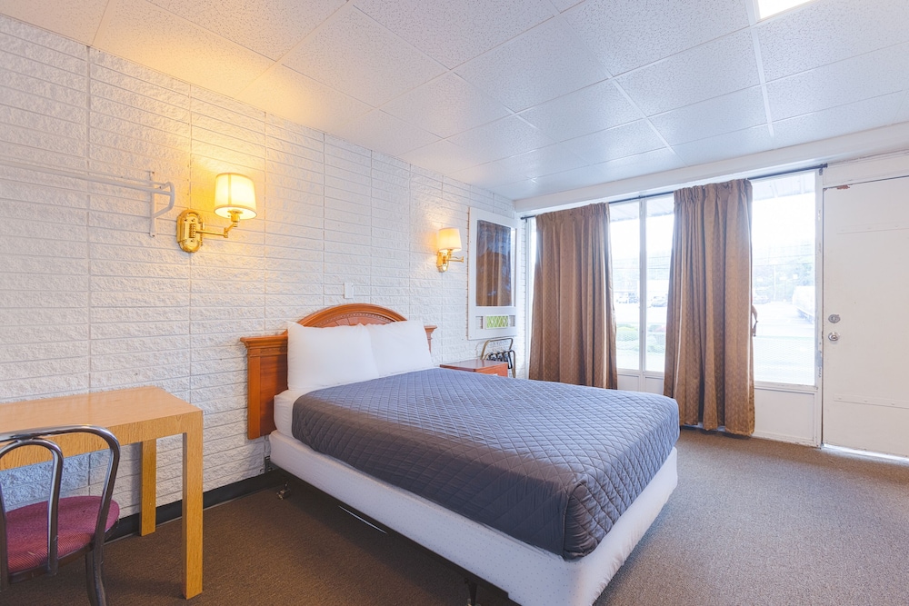Sonrise Inn Lincoln Hwy By OYO 24/57