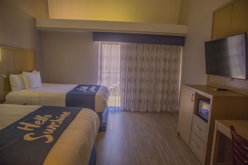 Days Inn by Wyndham Redwood City 35/55