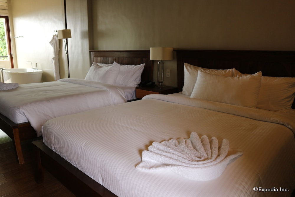 Bravo Resorts Munting Paraiso 8/49