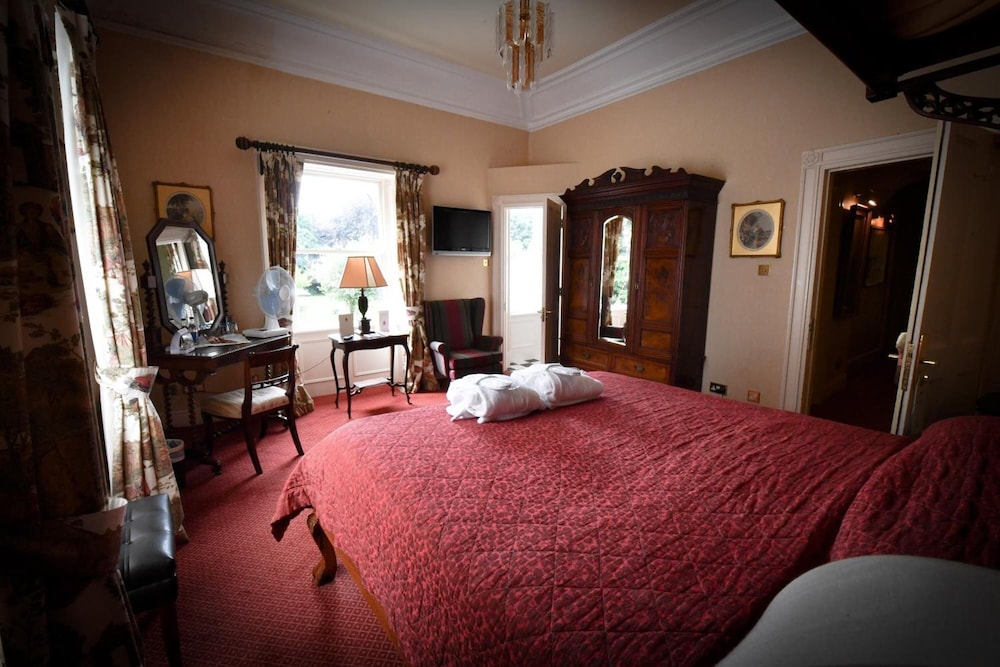Abbey Hotel Roscommon 27/65