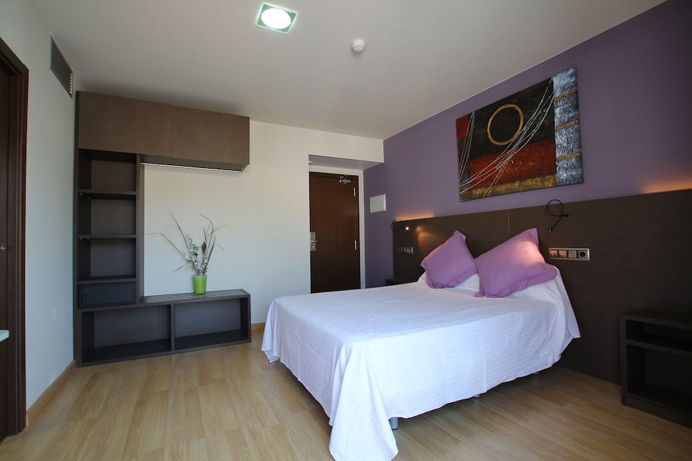 Hotel Tossamar Resort 5/25