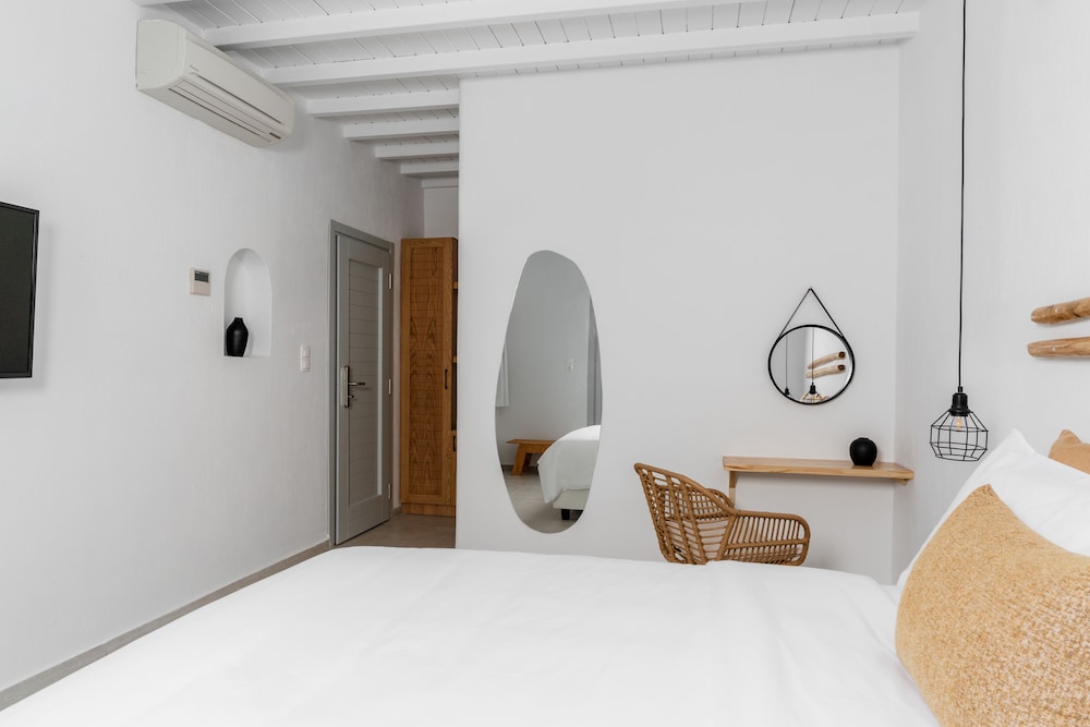 COMFORT, DOUBLE BED