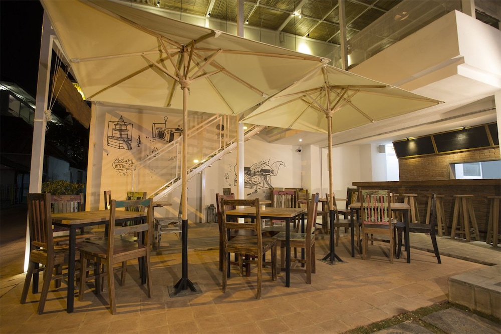 Adhisthana Hotel 56/69