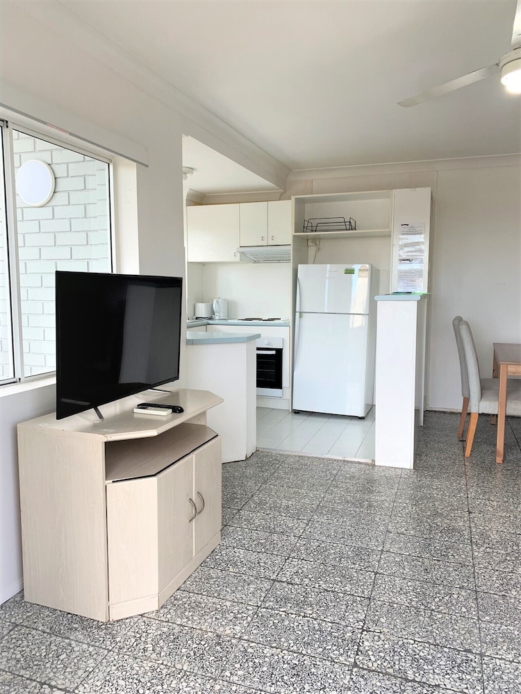 Broadwater Keys 59/72