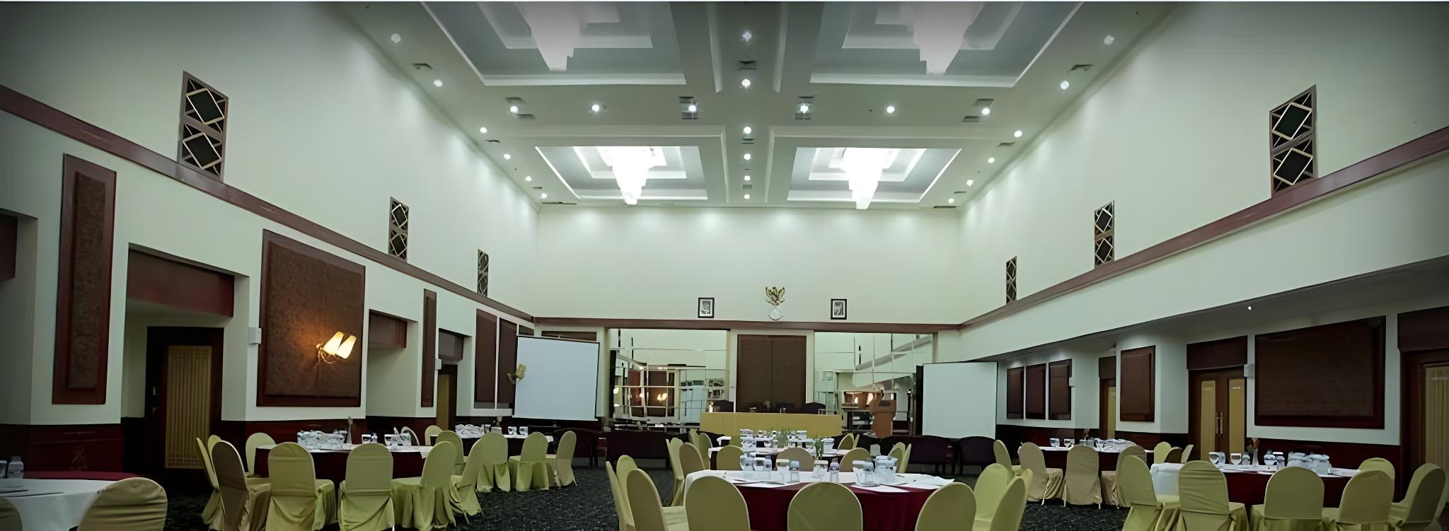 Oasis Amir Hotel Kt 16/24
