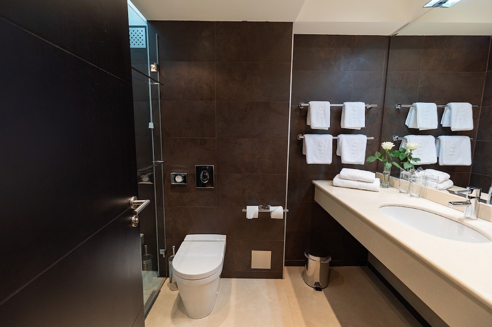 HOTEL M 36/39