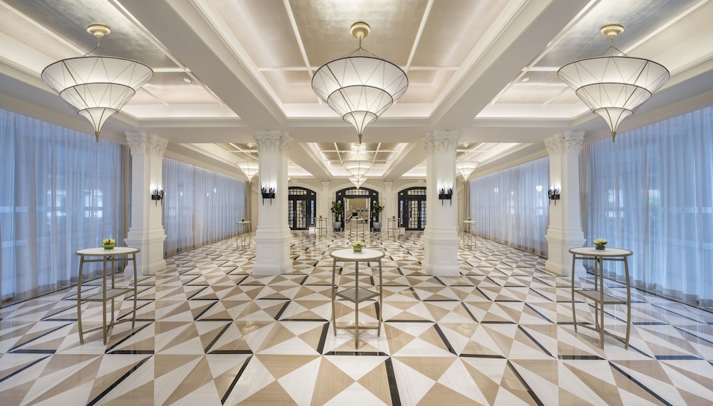Raffles Hotel Singapore 13/69