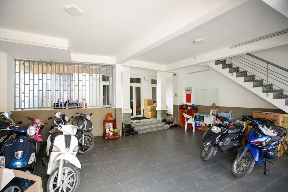 Sunflower Boutique Studio Apartment 41/44