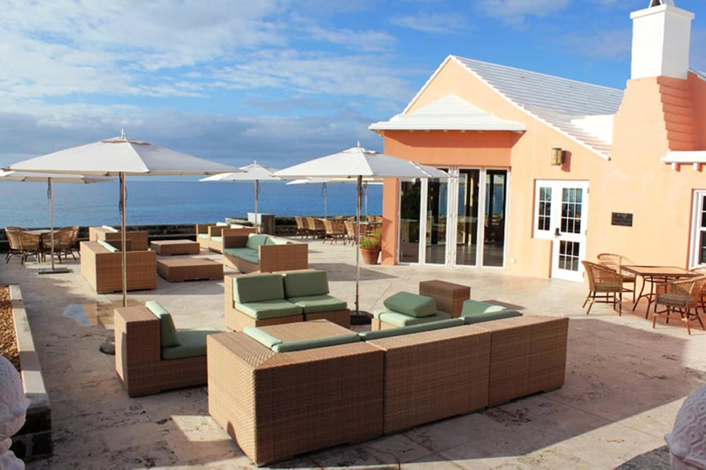 The Reefs Hotel And Club 44/60