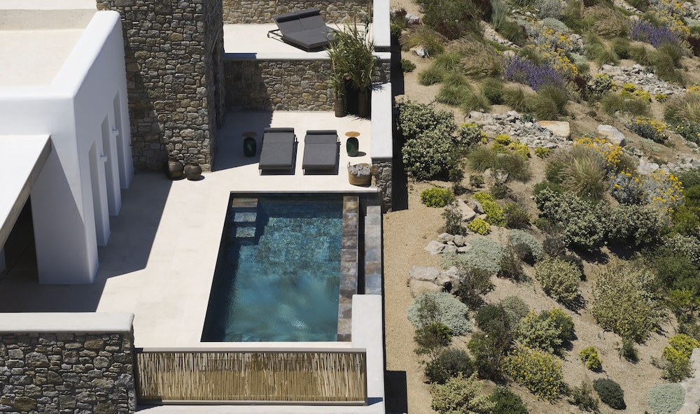Bonzoe Homes & Villas 4/50