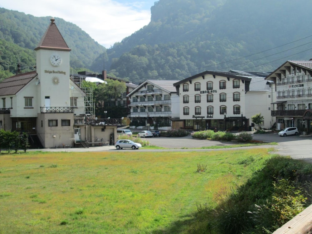 Shiganoyu Hotel 40/48